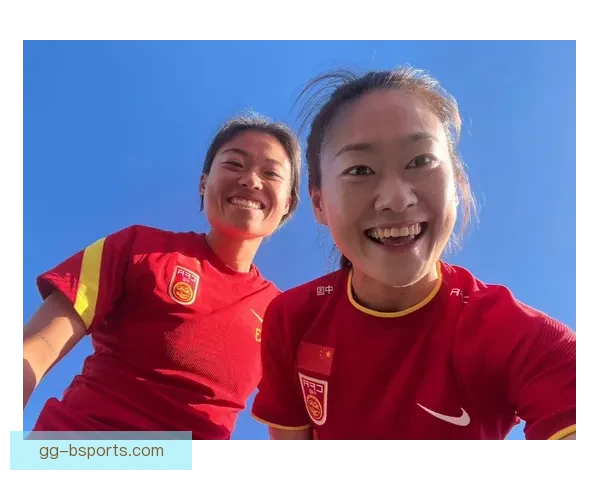赵瑜洁随队夺得丹麦女足超级联赛冠军荣誉 助力球队创历史新篇章 赵瑜洁随队夺得丹麦女足超级联赛冠军荣誉 助力球队创历史新篇章