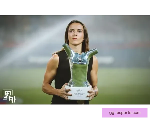 艾塔娜邦马蒂欧冠与世界杯双冠加冕蝉联女子金球奖与世界足球小姐 艾塔娜邦马蒂欧冠与世界杯双冠加冕蝉联女子金球奖与世界足球小姐